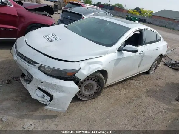 1G1ZH5SX1GF311752 2016 CHEVROLET MALIBU - Image 2