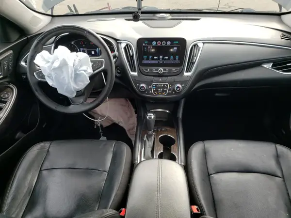 1G1ZH5SX1HF133438 2017 CHEVROLET MALIBU - Image 8