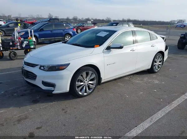 1G1ZH5SX1HF173678 2017 CHEVROLET MALIBU - Image 2