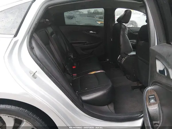 1G1ZH5SX1HF267656 2017 CHEVROLET MALIBU - Image 8