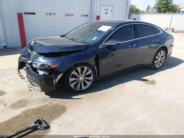 1G1ZH5SX1HF285025 2017 CHEVROLET MALIBU - Image 2