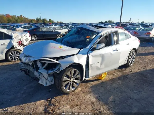 1G1ZH5SX2GF275439 2016 CHEVROLET MALIBU - Image 2