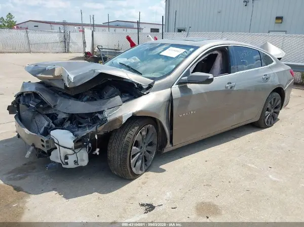 1G1ZH5SX2HF164827 2017 CHEVROLET MALIBU - Image 2