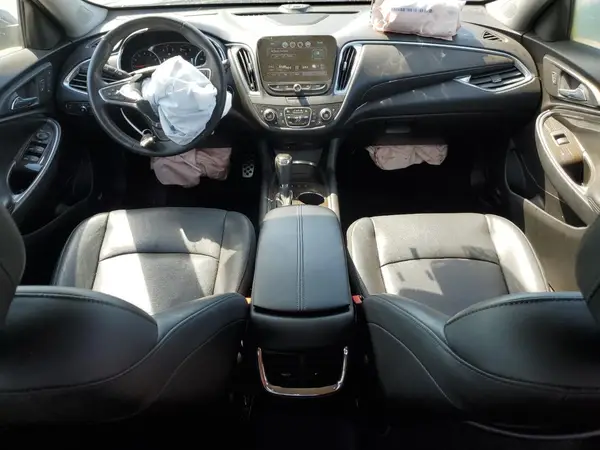 1G1ZH5SX2HF180333 2017 CHEVROLET MALIBU - Image 8