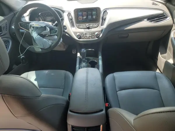 1G1ZH5SX2HF184723 2017 CHEVROLET MALIBU - Image 8