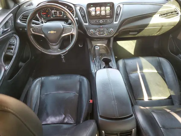 1G1ZH5SX2HF241678 2017 CHEVROLET MALIBU - Image 8