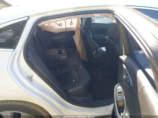 1G1ZH5SX3HF109724 2017 CHEVROLET MALIBU - Image 8
