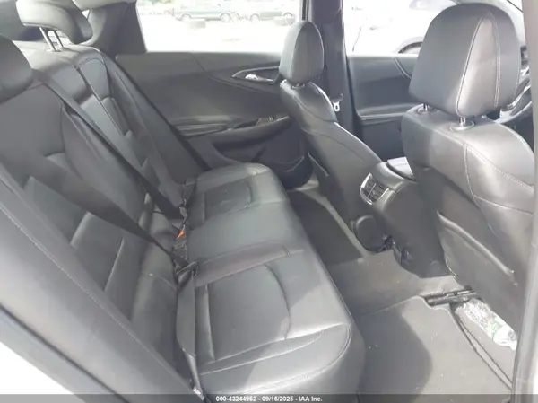 1G1ZH5SX3HF112882 2017 CHEVROLET MALIBU - Image 8