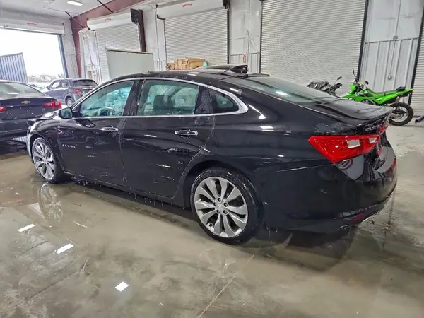 1G1ZH5SX3HF134302 2017 CHEVROLET MALIBU - Image 2
