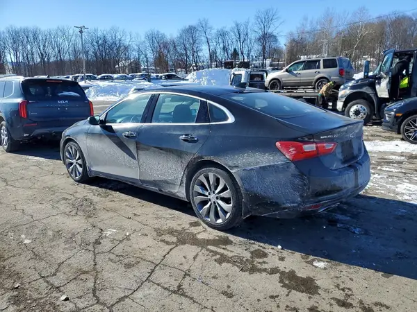 1G1ZH5SX3HF143890 2017 CHEVROLET MALIBU - Image 2