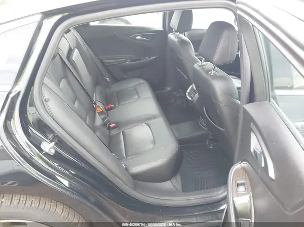 1G1ZH5SX3HF168952 2017 CHEVROLET MALIBU - Image 8