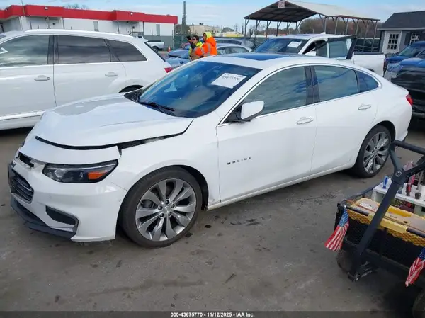 1G1ZH5SX3HF177425 2017 CHEVROLET MALIBU - Image 2