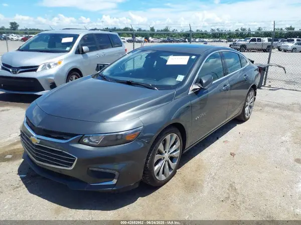1G1ZH5SX3HF220533 2017 CHEVROLET MALIBU - Image 2