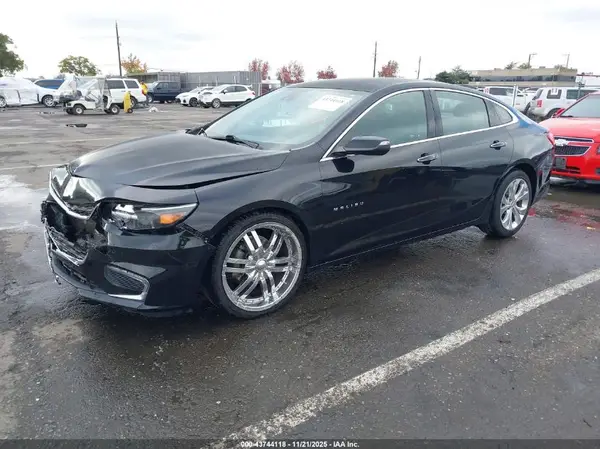 1G1ZH5SX3HF265164 2017 CHEVROLET MALIBU - Image 2