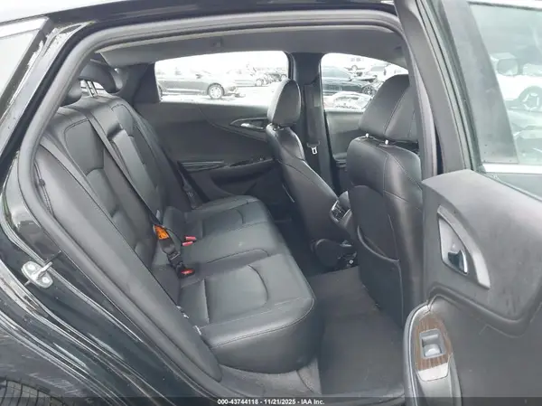 1G1ZH5SX3HF265164 2017 CHEVROLET MALIBU - Image 8