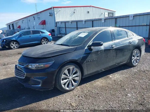1G1ZH5SX3HF285768 2017 CHEVROLET MALIBU - Image 2