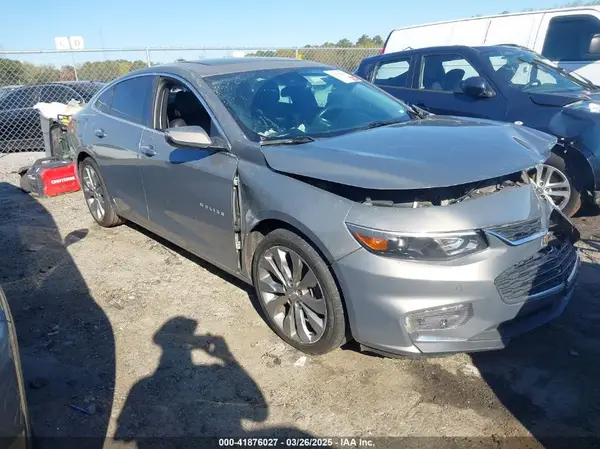 1G1ZH5SX4HF128525 2017 CHEVROLET MALIBU - Image 1