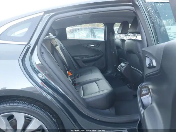 1G1ZH5SX4HF143025 2017 CHEVROLET MALIBU - Image 8