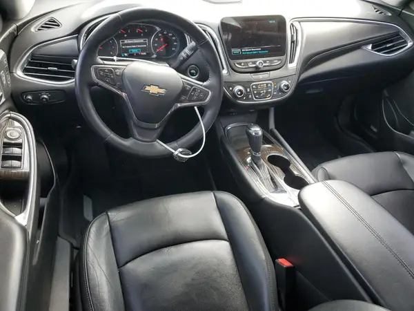 1G1ZH5SX4HF218709 2017 CHEVROLET MALIBU - Image 8