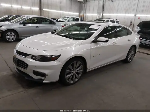 1G1ZH5SX4HF225658 2017 CHEVROLET MALIBU - Image 2