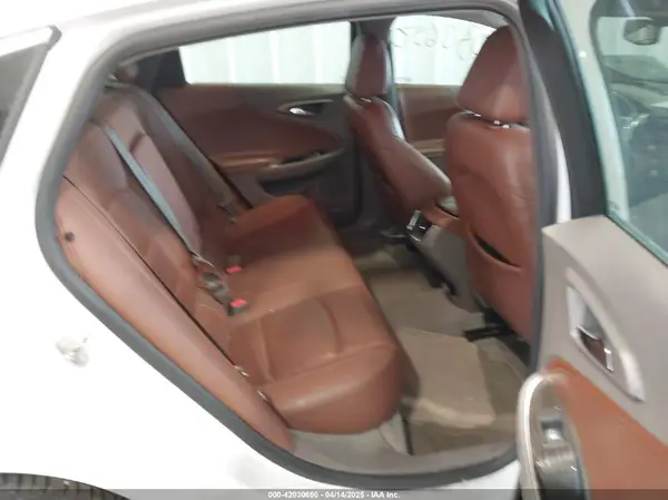 1G1ZH5SX4HF279784 2017 CHEVROLET MALIBU - Image 8