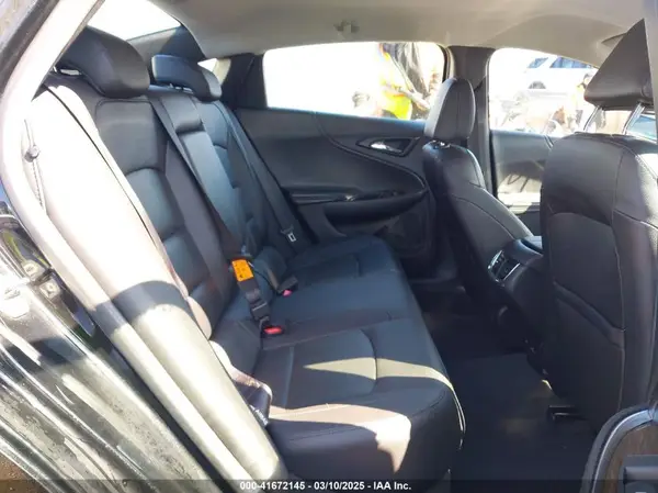 1G1ZH5SX4HF283415 2017 CHEVROLET MALIBU - Image 8