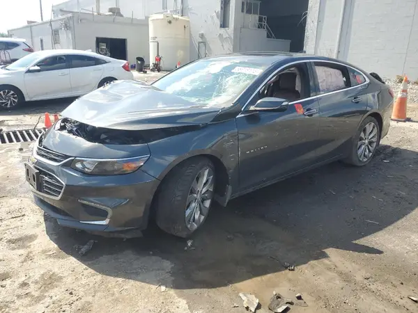 1G1ZH5SX5HF119882 2017 CHEVROLET MALIBU - Image 1