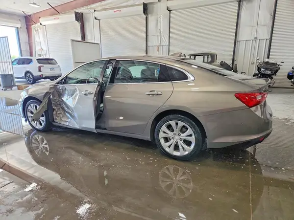 1G1ZH5SX5HF178317 2017 CHEVROLET MALIBU - Image 2
