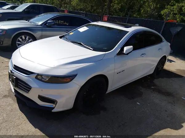 1G1ZH5SX5HF181864 2017 CHEVROLET MALIBU - Image 2