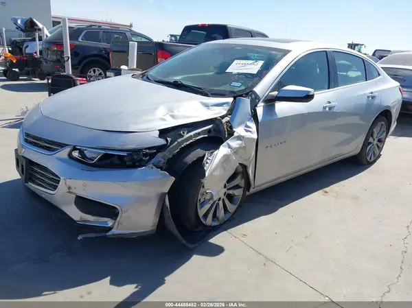 1G1ZH5SX5HF184618 2017 CHEVROLET MALIBU - Image 2