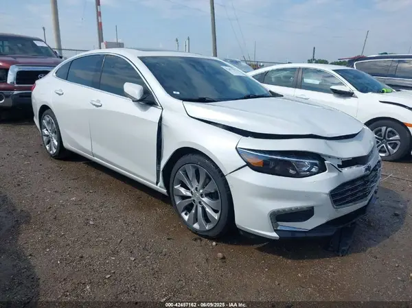 1G1ZH5SX5HF216886 2017 CHEVROLET MALIBU - Image 1