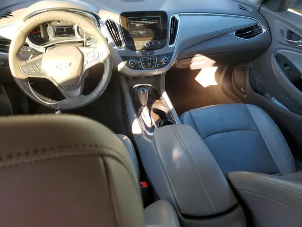 1G1ZH5SX5HF222560 2017 CHEVROLET MALIBU - Image 8
