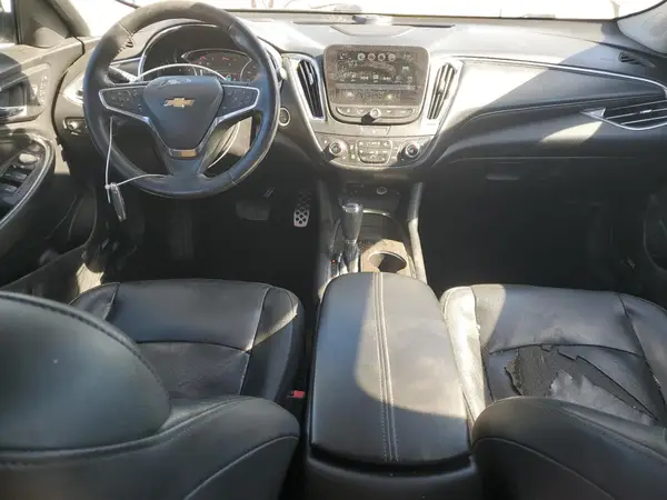1G1ZH5SX5HF231565 2017 CHEVROLET MALIBU - Image 8