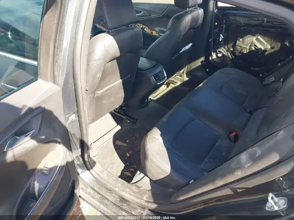 1G1ZH5SX6HF113878 2017 CHEVROLET MALIBU - Image 8