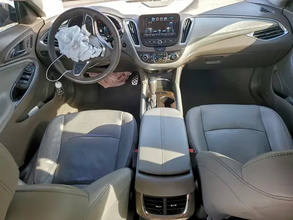 1G1ZH5SX6HF120412 2017 CHEVROLET MALIBU - Image 8