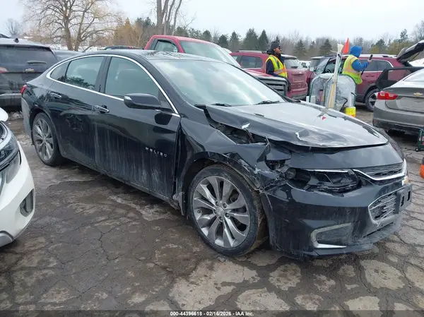 1G1ZH5SX6HF137419 2017 CHEVROLET MALIBU - Image 1
