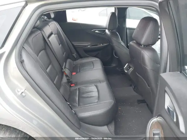 1G1ZH5SX6HF138893 2017 CHEVROLET MALIBU - Image 8