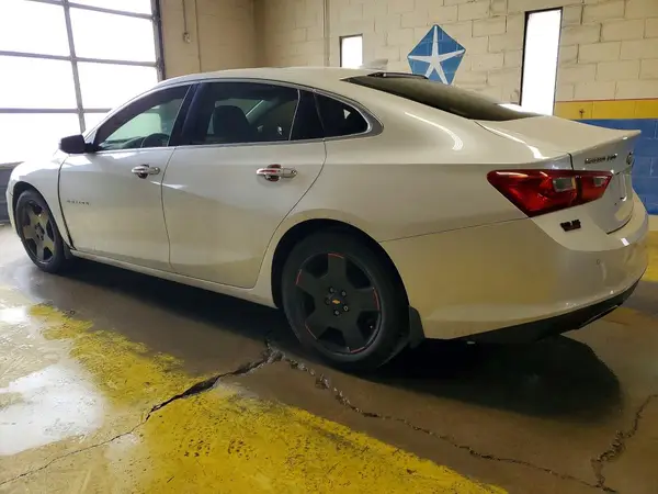 1G1ZH5SX6HF165348 2017 CHEVROLET MALIBU - Image 2