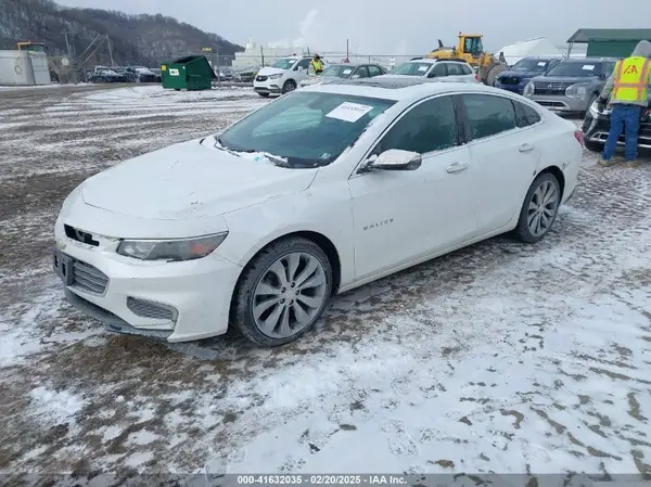 1G1ZH5SX7HF237464 2017 CHEVROLET MALIBU - Image 2