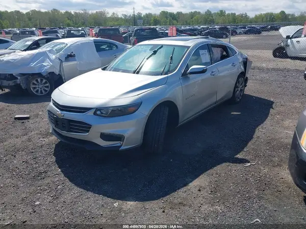 1G1ZH5SX7HF252000 2017 CHEVROLET MALIBU - Image 2