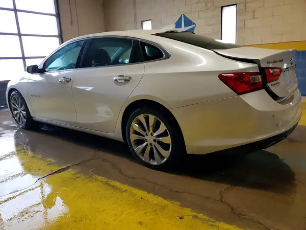 1G1ZH5SX8HF122856 2017 CHEVROLET MALIBU - Image 2
