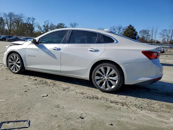 1G1ZH5SX8HF135025 2017 CHEVROLET MALIBU - Image 2