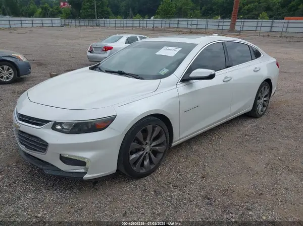 1G1ZH5SX8HF138670 2017 CHEVROLET MALIBU - Image 2