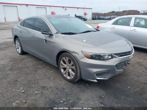 1G1ZH5SX8HF141276 2017 CHEVROLET MALIBU - Image 1