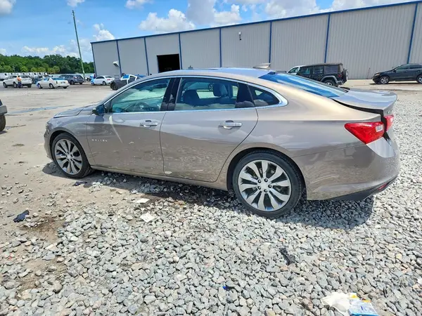 1G1ZH5SX8HF142458 2017 CHEVROLET MALIBU - Image 2
