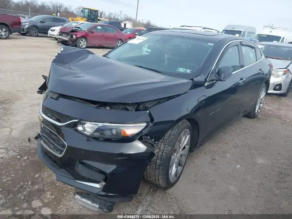 1G1ZH5SX8HF160717 2017 CHEVROLET MALIBU - Image 2