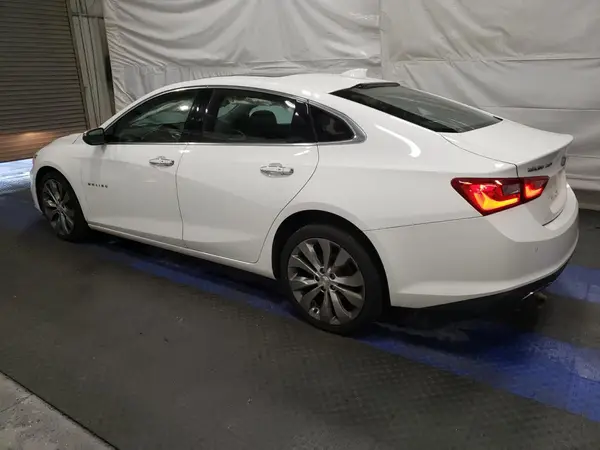 1G1ZH5SX8HF242897 2017 CHEVROLET MALIBU - Image 2