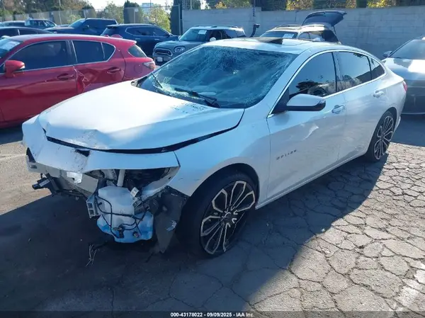 1G1ZH5SX8HF250109 2017 CHEVROLET MALIBU - Image 2