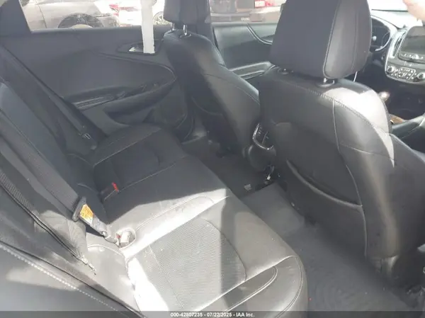 1G1ZH5SX8HF268951 2017 CHEVROLET MALIBU - Image 8