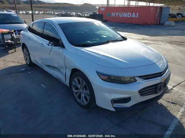 1G1ZH5SX8HF282820 2017 CHEVROLET MALIBU - Image 1